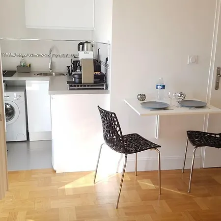 Plein Sud Terrasse Climatisation Garage Netflix Apartment