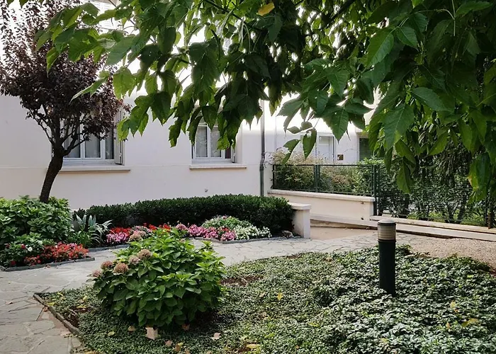 Apartment Plein Sud Terrasse Garage Netflix Climatisation *