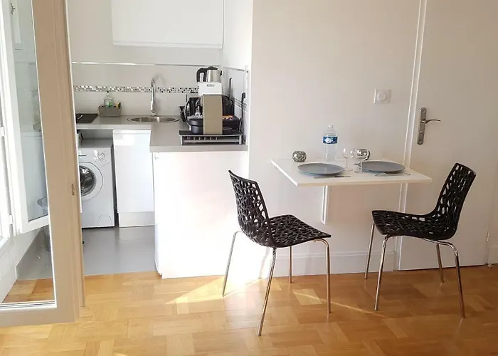 Plein Sud Terrasse Garage Netflix Climatisation Apartment