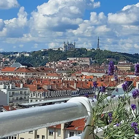 Plein Sud Terrasse Avec Vue Panoramique Climatisation Parking