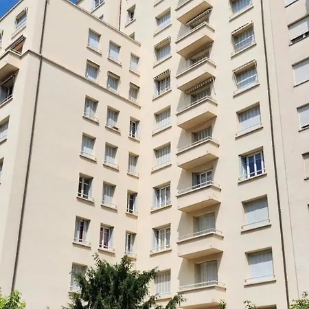 Plein Sud Terrasse Climatisation Garage Netflix